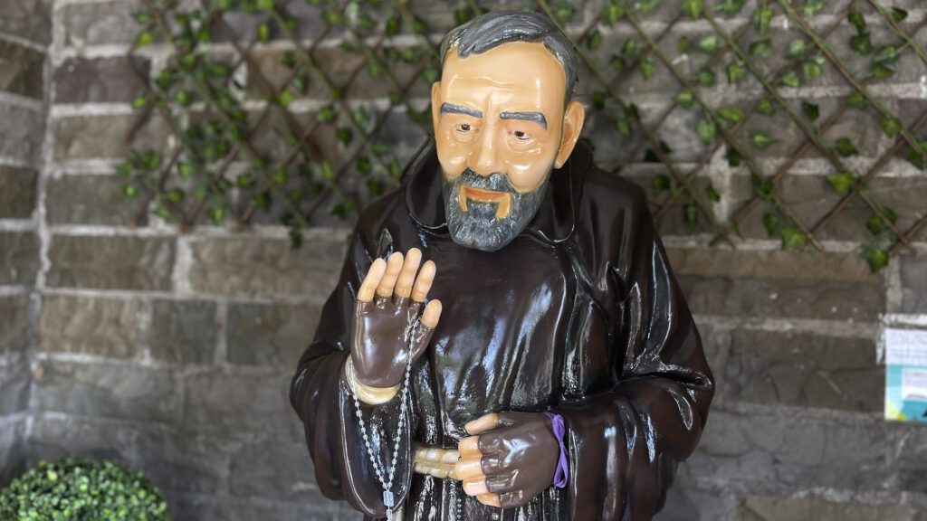 Capitel São Padre Pio3